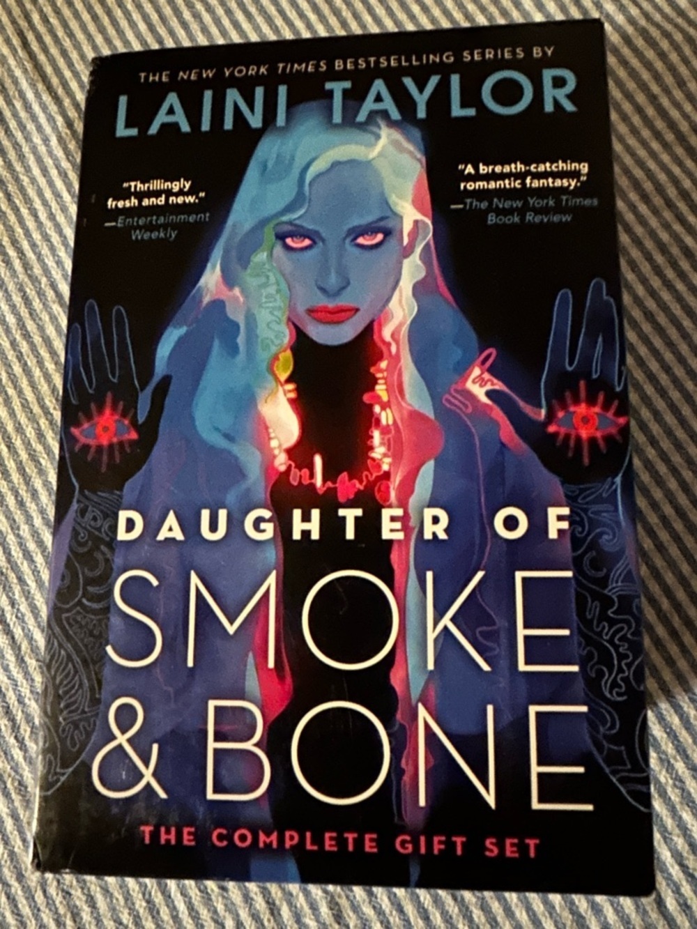 Daughter of Smoke & Bone: The Complete Gift Set 3 Book Set by Laini Taylor